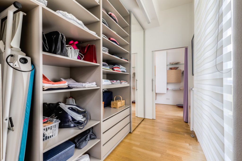 Schrankraum Salzburg Sanierung Hausler