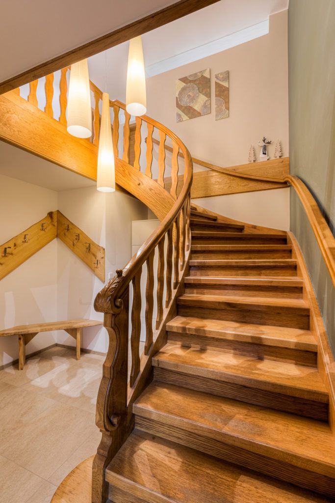 Altes Stiegenhaus in neuem Glanz