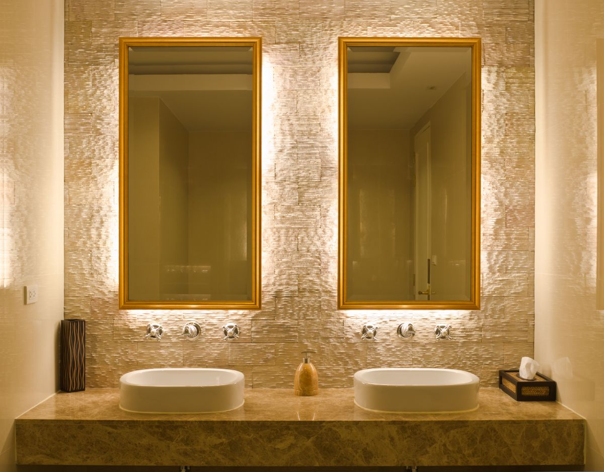 Einrichten mit Spiegeln im Bad - 11 beste Tipps zum Einrichten mit Spiegeln