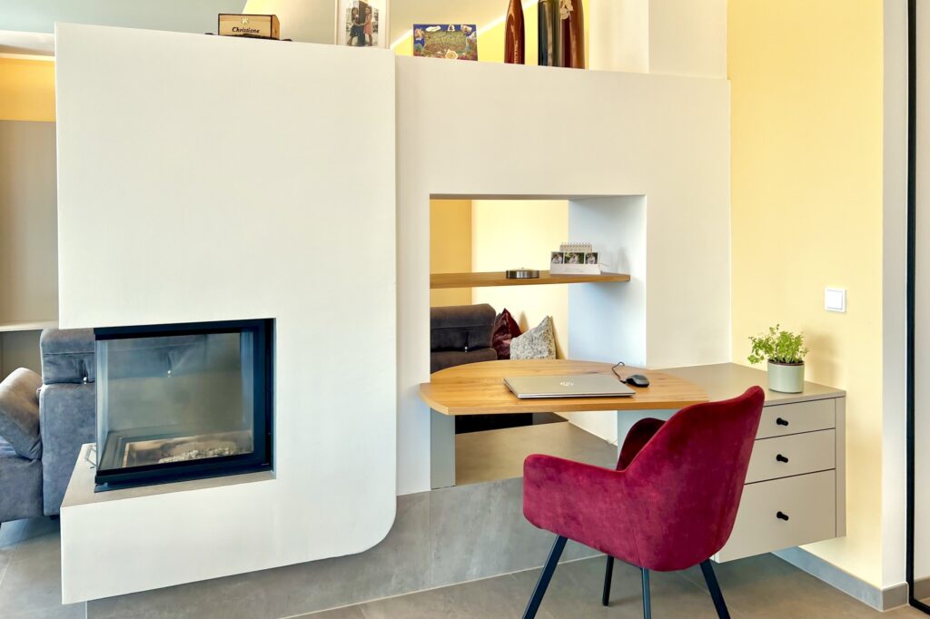 Schreibtischeinbauten in Baumgartenberg