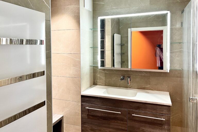 Badezimmer-Einbauten Neubauwohnung in Wien