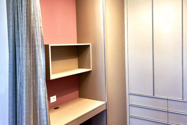 Einbauten für Homeoffice in Neubauwohnung Wien