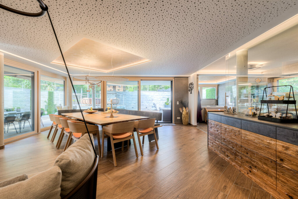 Essbereich und Glasfronten