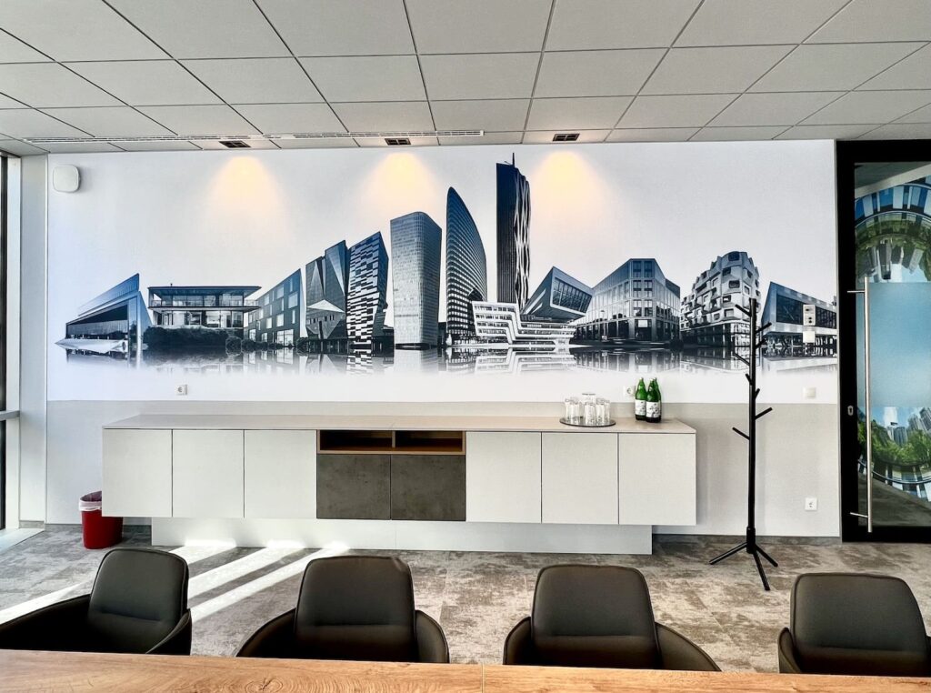 Besprechungsraum "Fassade" bei AluKönigStahl