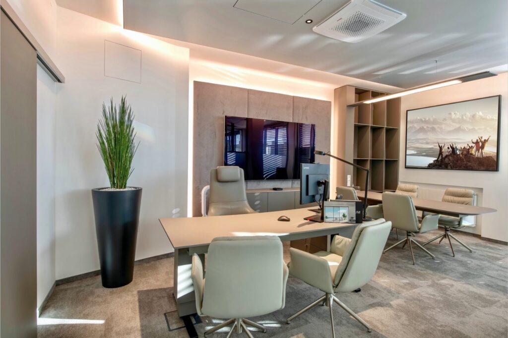 Alukönigstahl - Chefbüro