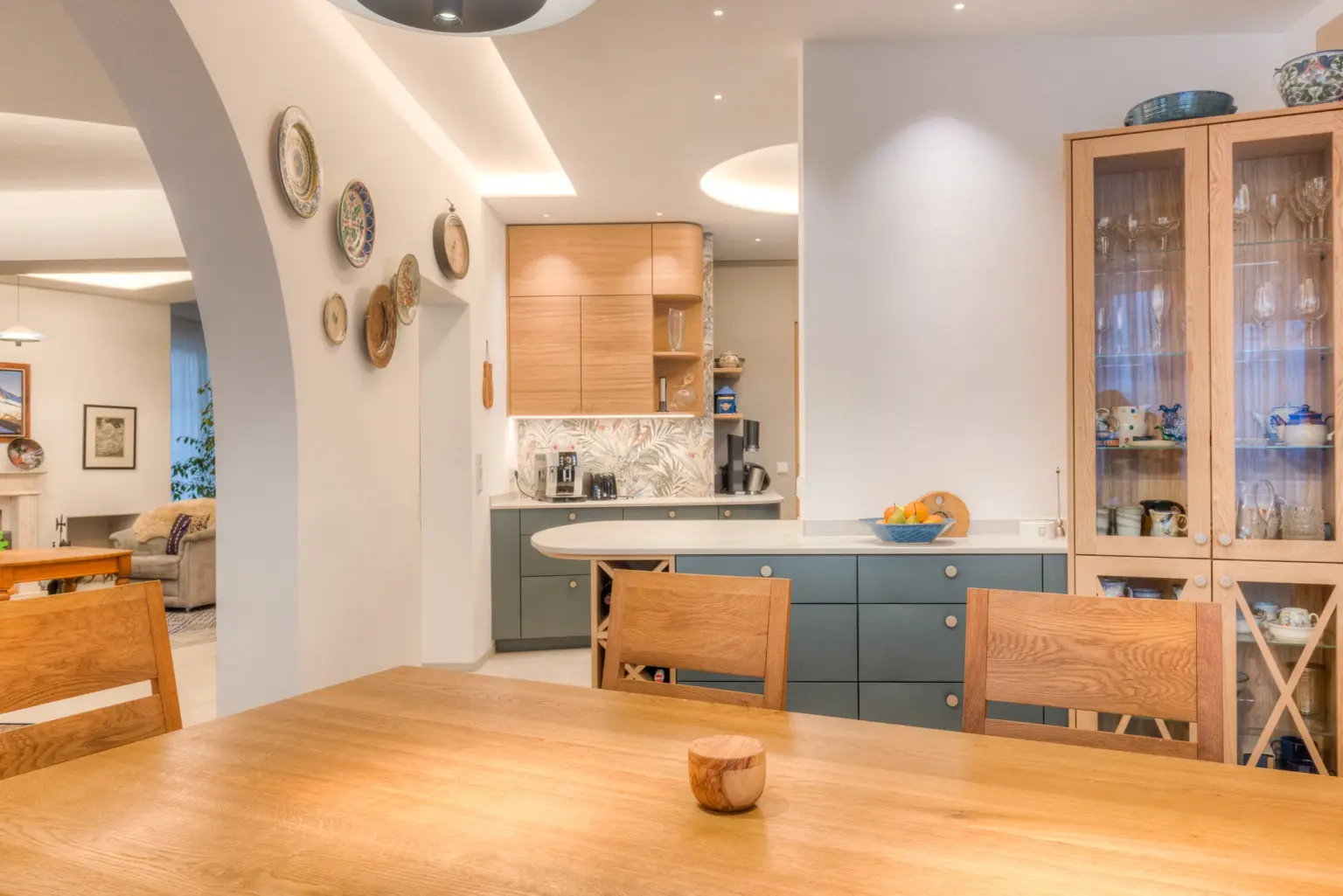 Renovierung des Wohn- & Essbereichs in einem japanisch-modernem Stil in Niederöstereich